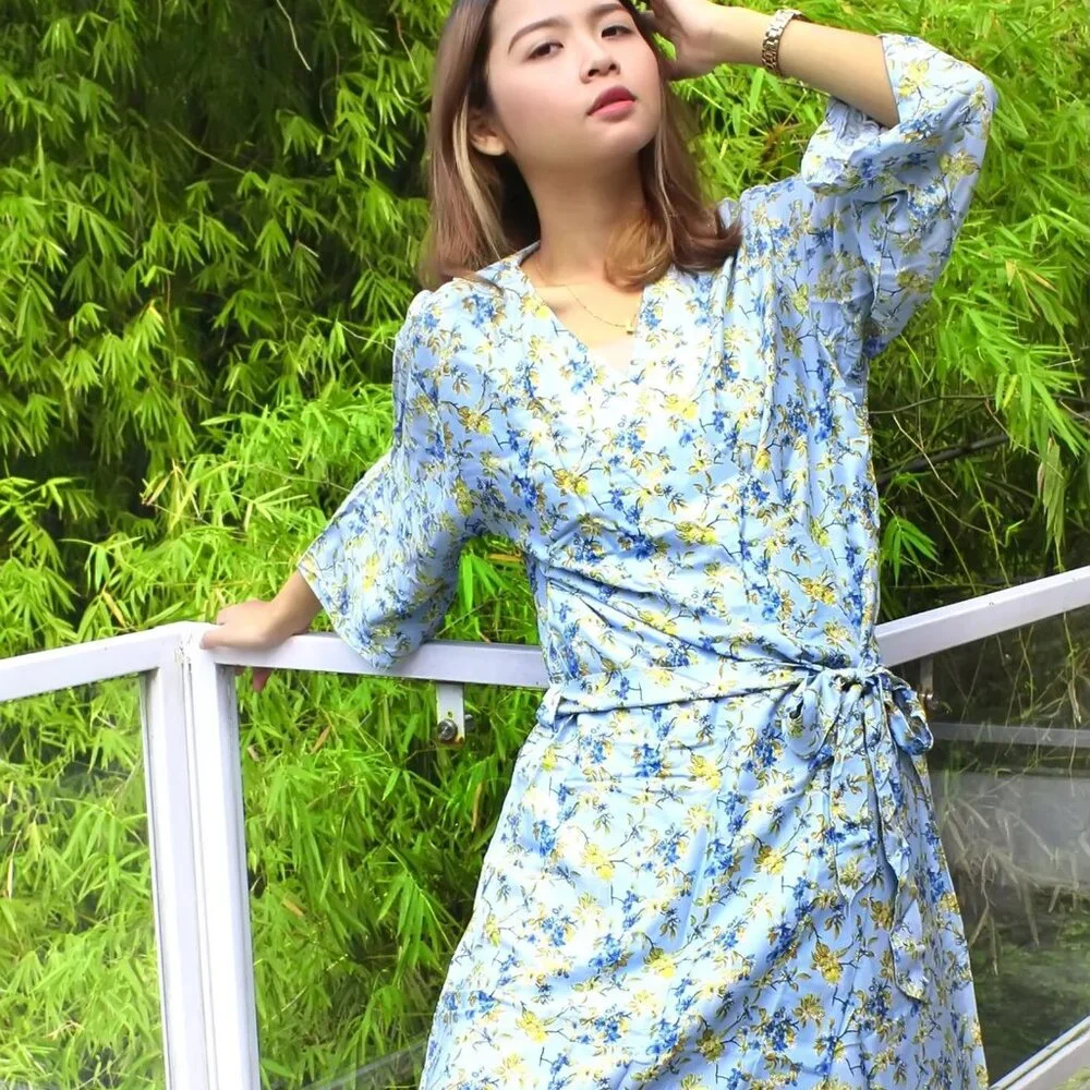 Blue Tropical Pattern Robes, Rayon Robe - Picture 1 of 9